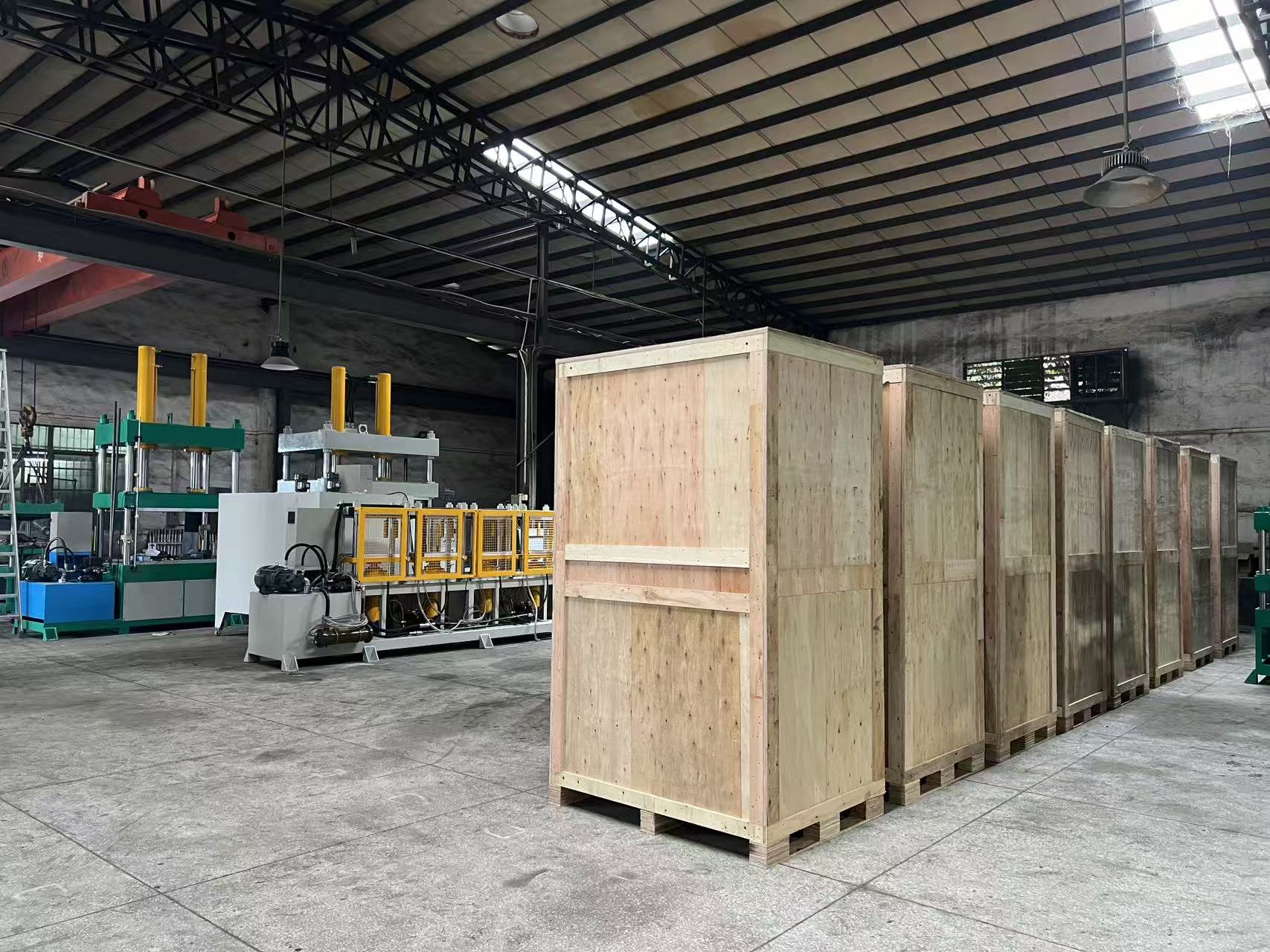 Hydraulic press machine packed and ready for export shipping